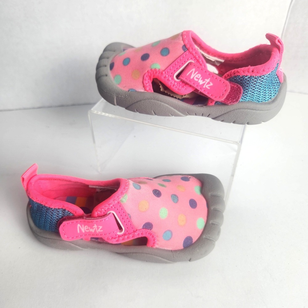 Newtz Toddler Girls Pink Polka Dot Water Shoes Mesh Aqua Socks Size 5/6